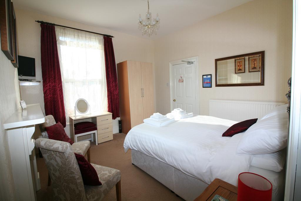 ブリドリントン Lincoln House Bed & Breakfast エクステリア 写真